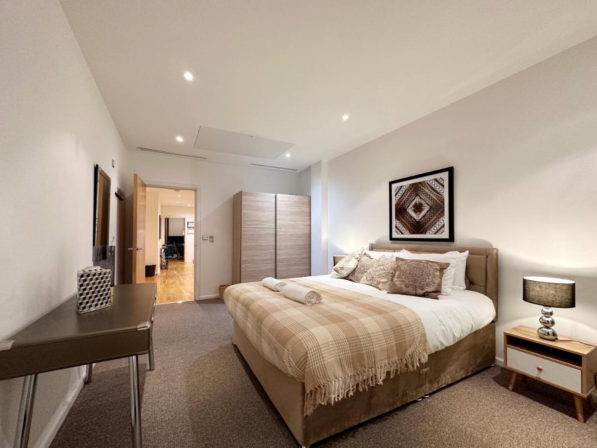 Stylish Apartment In Canary Wharf Лондон Екстер'єр фото